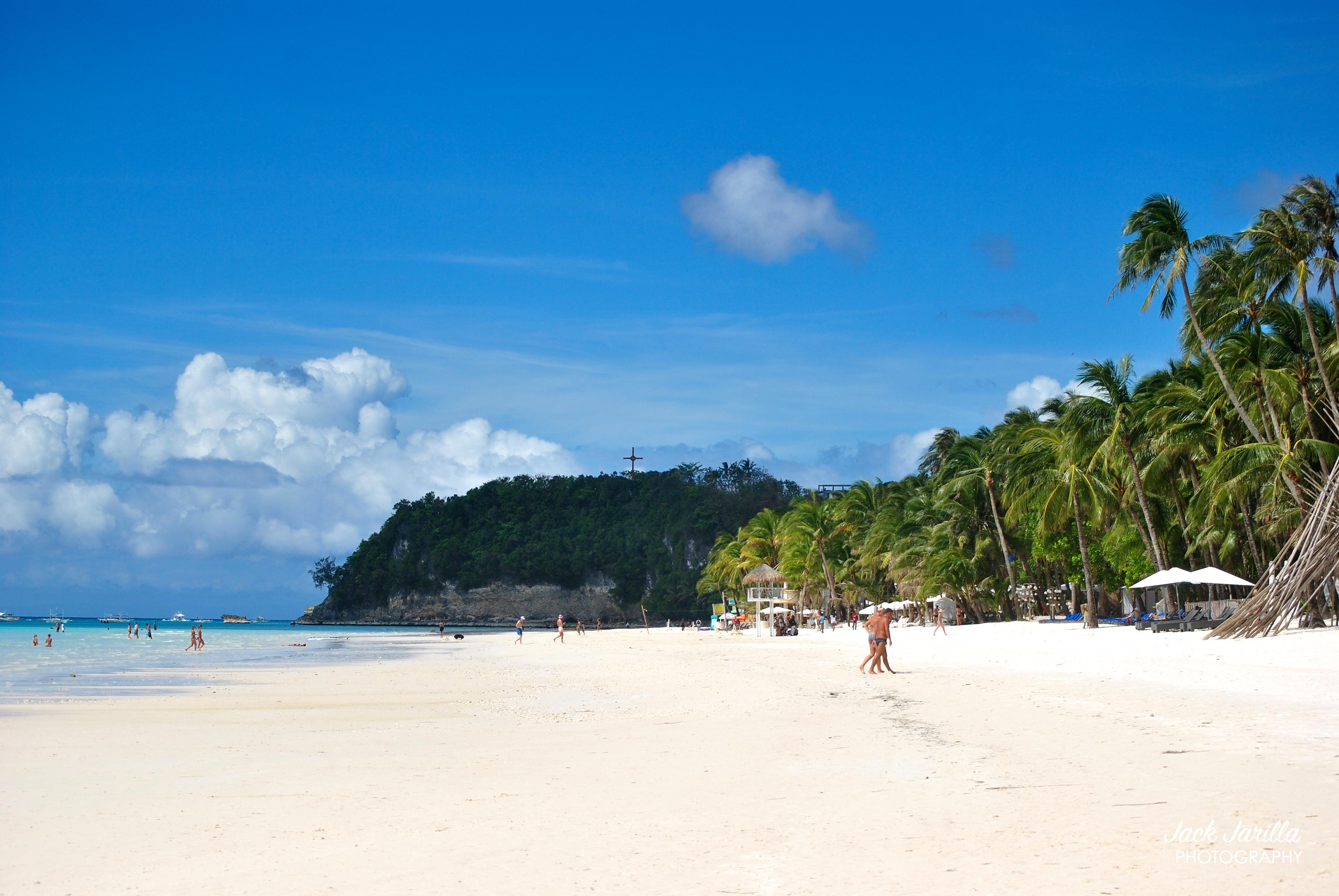 Sur Beach Resort Boracay Hotel