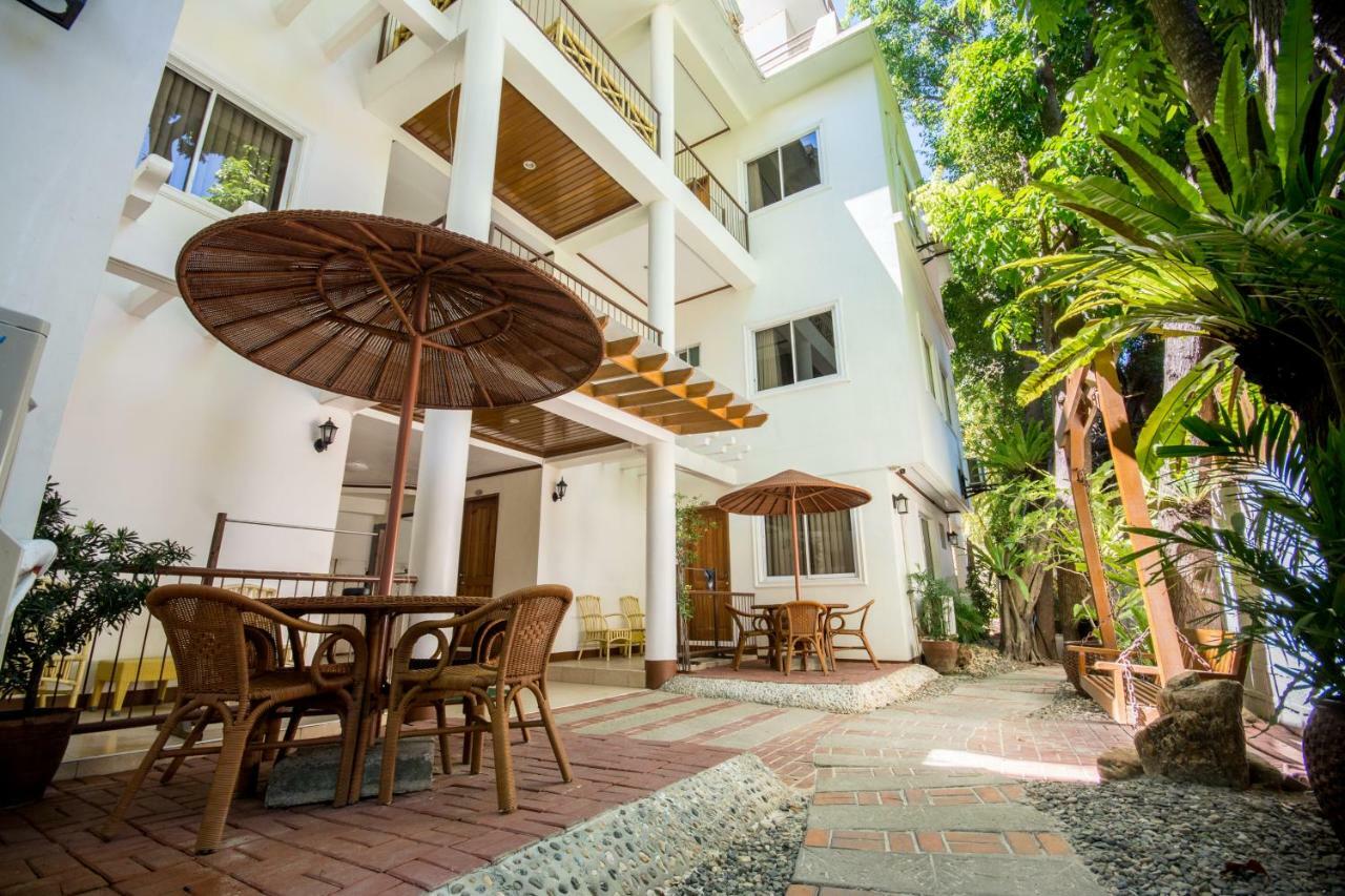 Sur Beach Resort Boracay